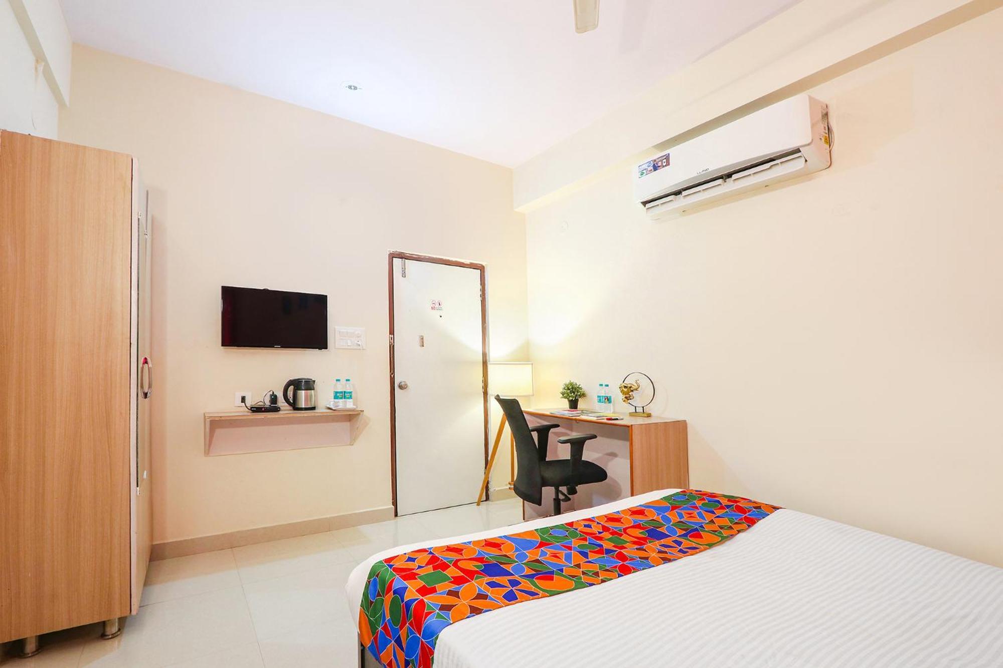 Fabhotel Namaha Suites - Nr Hyderabad International Airport, Shamshabad Ngoại thất bức ảnh