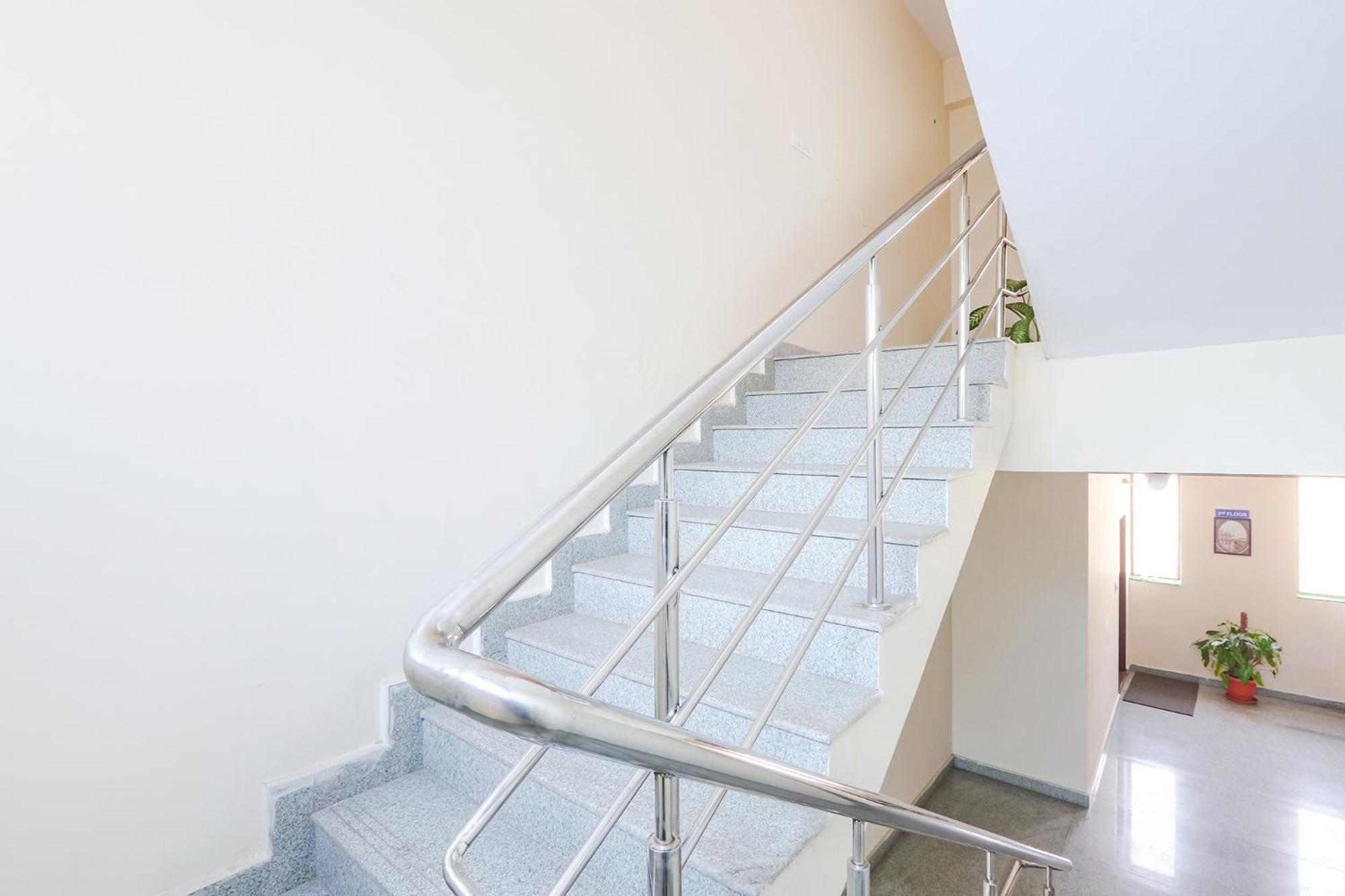 Fabhotel Namaha Suites - Nr Hyderabad International Airport, Shamshabad Ngoại thất bức ảnh